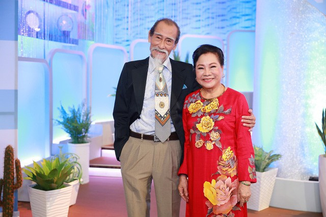 Showbiz 1/10: Hari Won, Thúy Ngân bức xúc vụ con cái hành hạ cha mẹ già ảnh 2