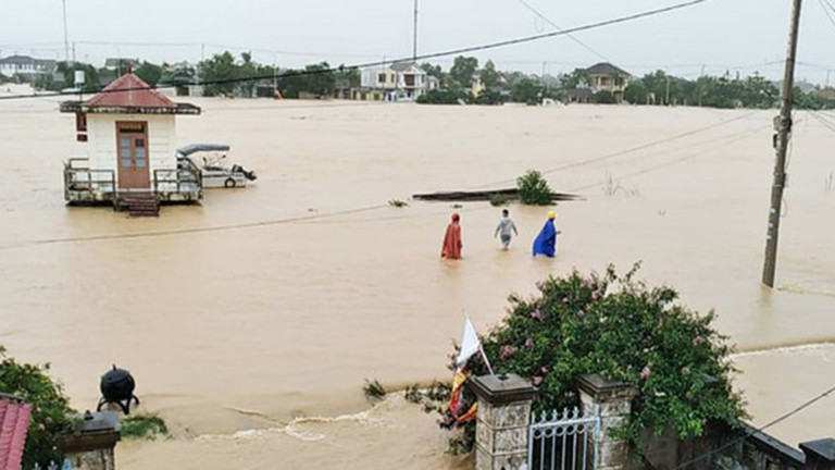 Phó Tư lệnh Quân khu 4 cùng 12 cán bộ, chiến sĩ gặp nạn khi cứu hộ Thủy điện Rào Trăng 3 ảnh 2