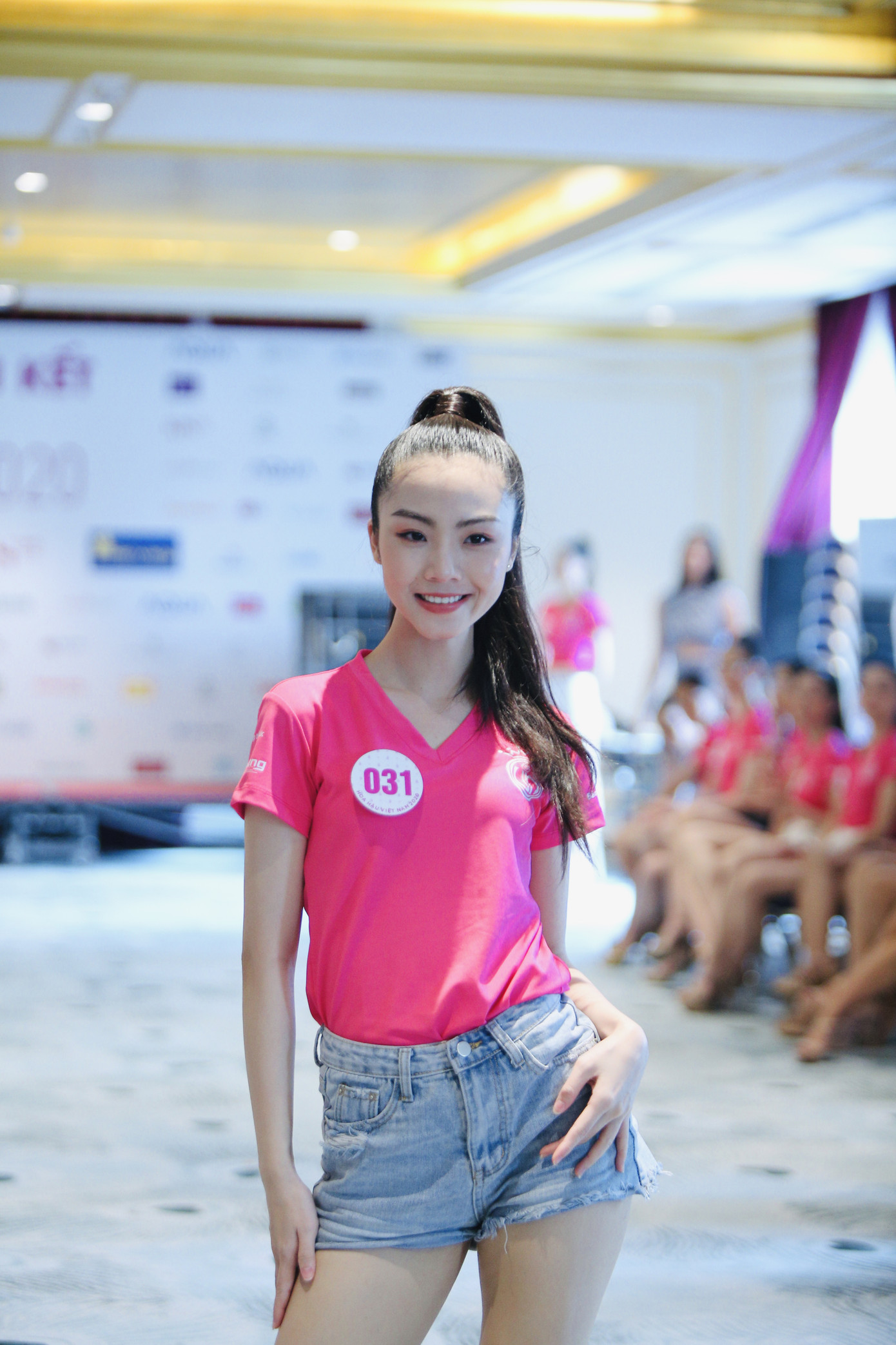 Xem thí sinh Hoa hậu Việt Nam 2020 pose dáng xinh đẹp ảnh 13