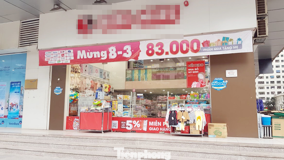 Chung cư vạn dân Hà Nội 'không bóng người' ngày đầu cách ly toàn xã hội ảnh 10