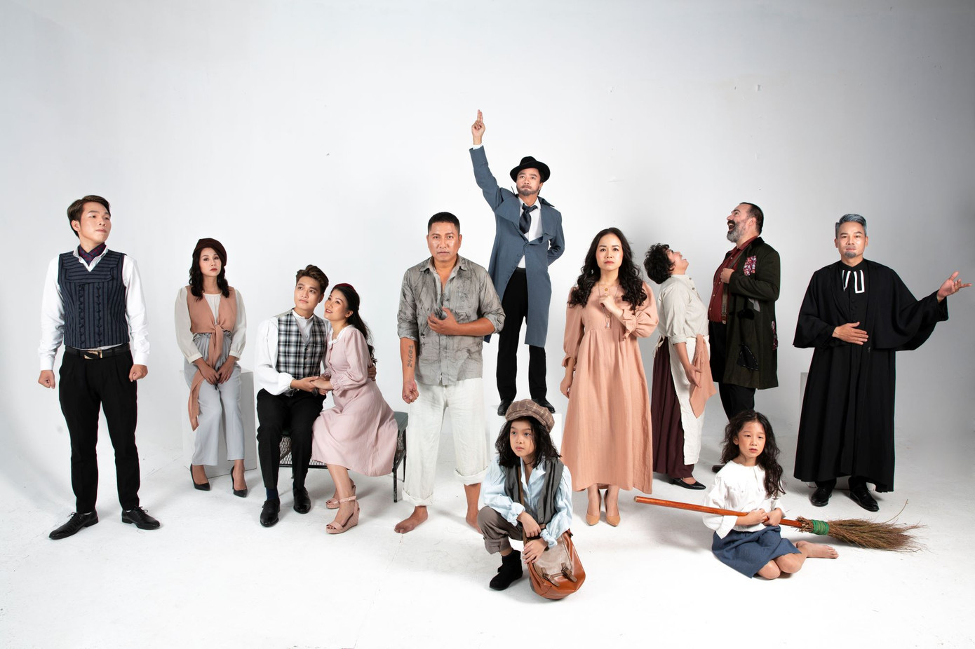 Nhạc kịch ‘Những người khốn khổ’ lần đầu lên sân khấu Việt ảnh 1