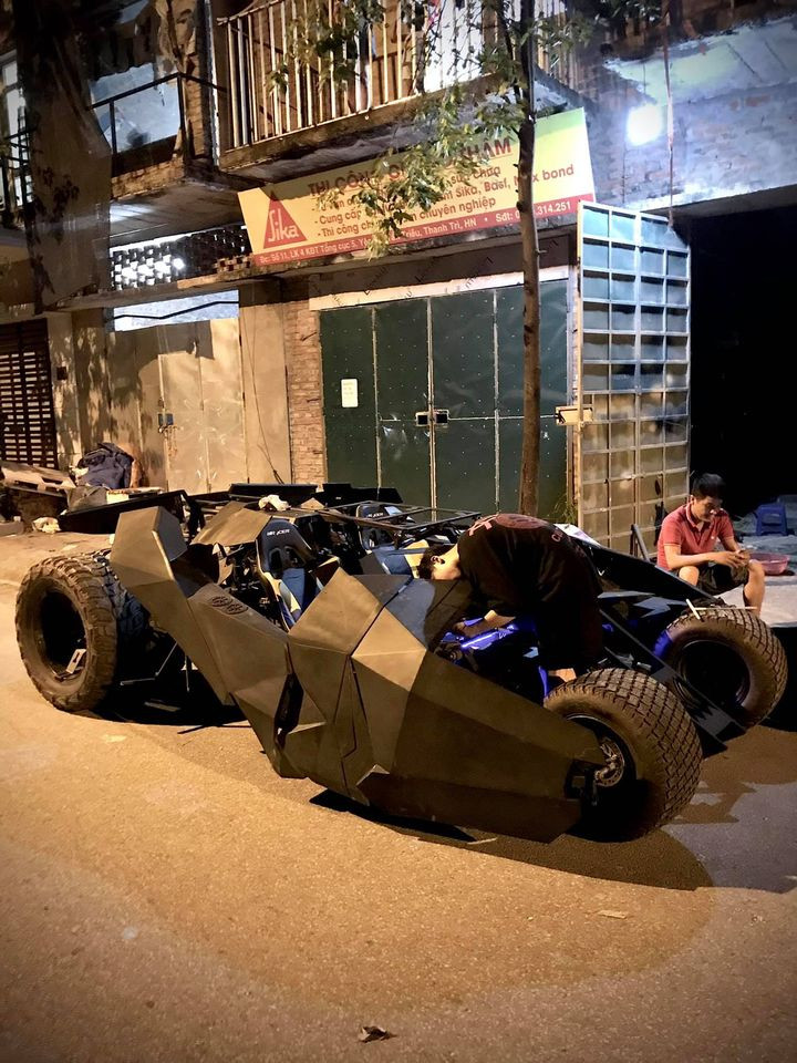 Nam sinh 'gây bão mạng' với siêu xe tự chế trước cổng trường Kiến trúc ảnh 7