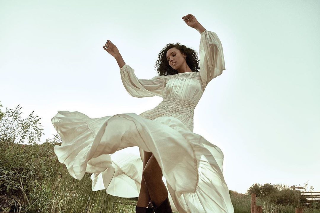 'Thiên thần nội y' Jasmine Tookes quá đẹp và quyến rũ ảnh 16