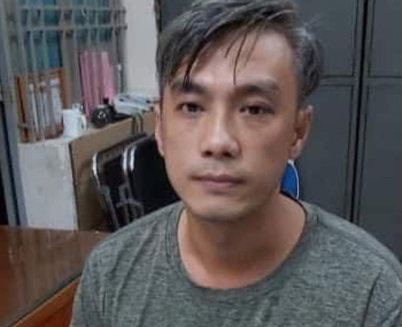 Tin mới vụ bé gái ở Sài Gòn bị bạn trai của mẹ bóp cổ, đập đầu vào tường ảnh 1