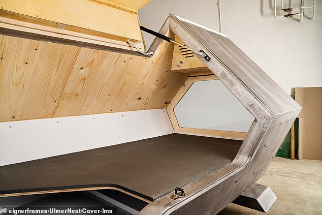 Bất ngờ với thiết kế tiện lợi của ‘buồng ngủ di động’ dành cho người vô gia cư ảnh 3