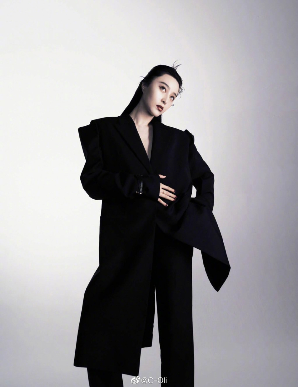 Phạm Băng Băng hóa ‘soái tỷ’, ngầu mà vẫn gợi cảm ở tuổi 40 ảnh 7