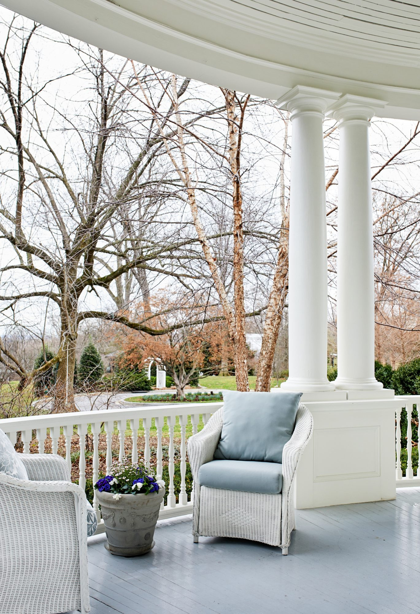 ‘Choáng ngợp’ kiến trúc dinh thự dành riêng cho Phó Tổng thống Mỹ ảnh 5