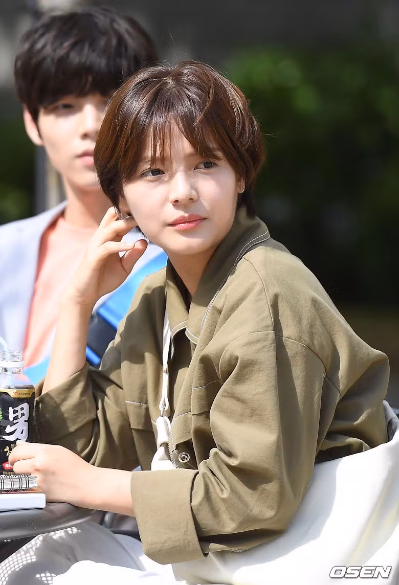 Nữ diễn viên ‘School 2017’ qua đời ở tuổi 27, nghi tự tử ảnh 1