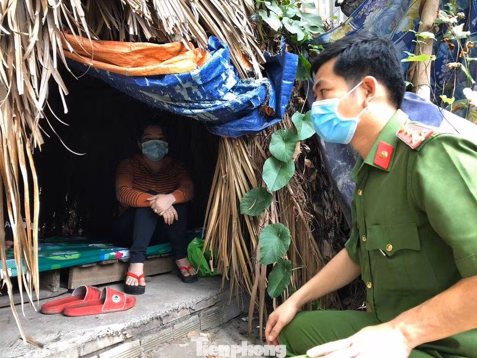 Bình Dương ra quân xử lý 'cà phê chòi’ sau phản ánh của báo Tiền Phong ảnh 2