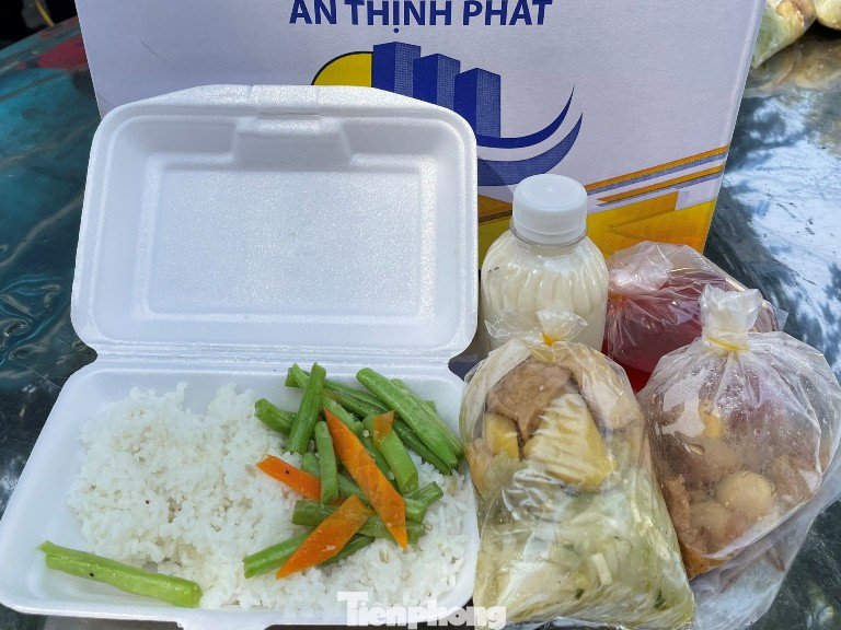 Kêu gọi tuổi trẻ đất Thủ xung phong hỗ trợ phòng, chống dịch ảnh 8