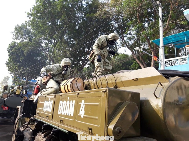 Bình Dương dỡ phong tỏa khu vực còn lại, đề nghị người dân ghi nhật ký phòng dịch COVID-19 ảnh 2