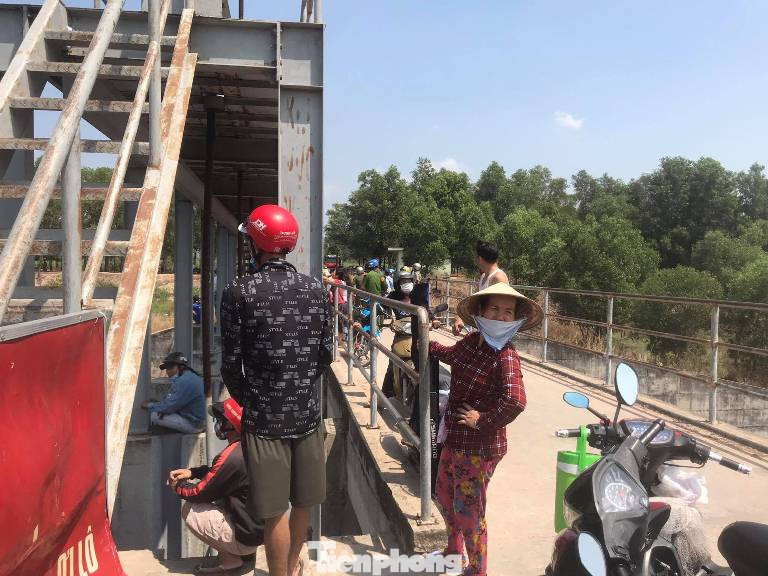 Rủ nhau tắm hồ, 2 chị em ruột đuối nước thương tâm ảnh 1