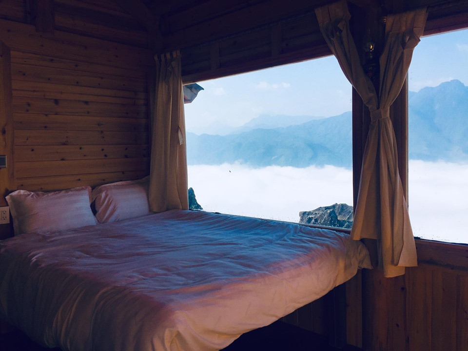 Đẹp ngỡ ngàng 'ngôi nhà gỗ săn mây' trên đỉnh núi ở SaPa ảnh 11