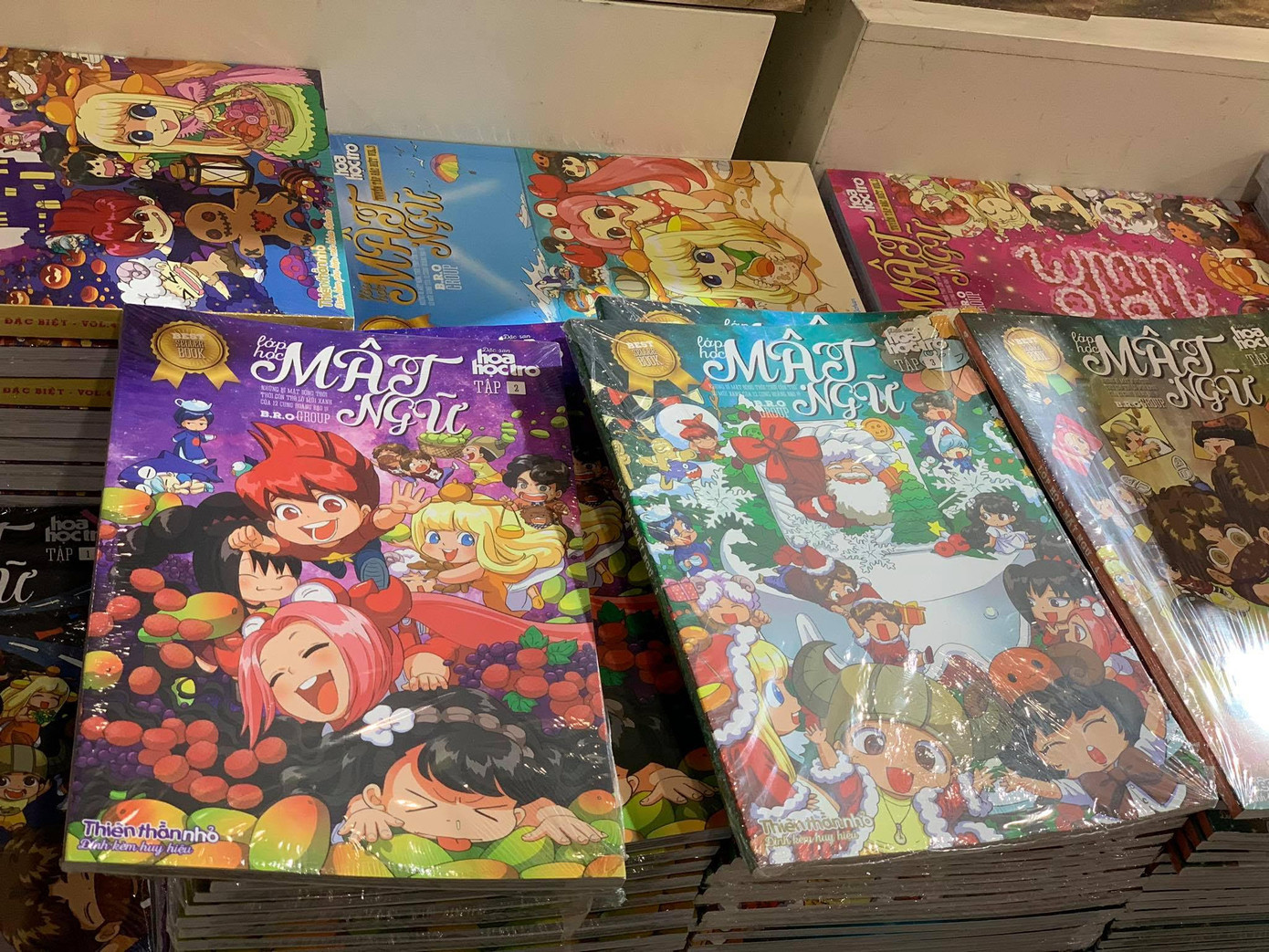 Gợi ý đi chơi Halloween “nghe là hết hồn“: Tham gia đại tiệc “rùng rợn” trong... nhà sách ảnh 3