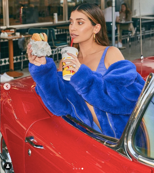 'Mỹ nhân nóng bỏng nhất Canada' khoe vóc dáng tuyệt mỹ với nội y ảnh 3