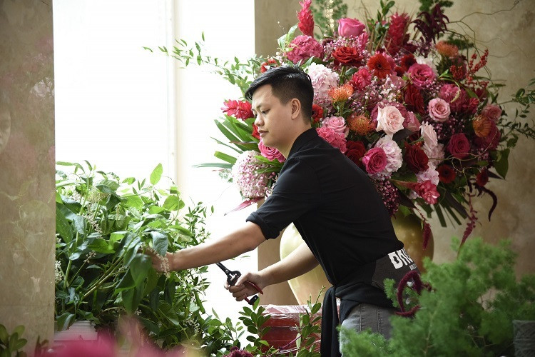 Cậu bé nghèo thành 'nghệ sĩ' nhờ hoa ảnh 1