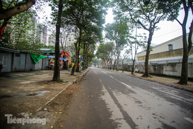 Cận cảnh cuộc sống của người dân gần khu cách ly ảnh 6