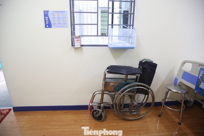 Bệnh viện 'biến' container thành khu khám, cách ly chống dịch Covid-19 ảnh 11