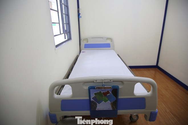 Bệnh viện 'biến' container thành khu khám, cách ly chống dịch Covid-19 ảnh 15