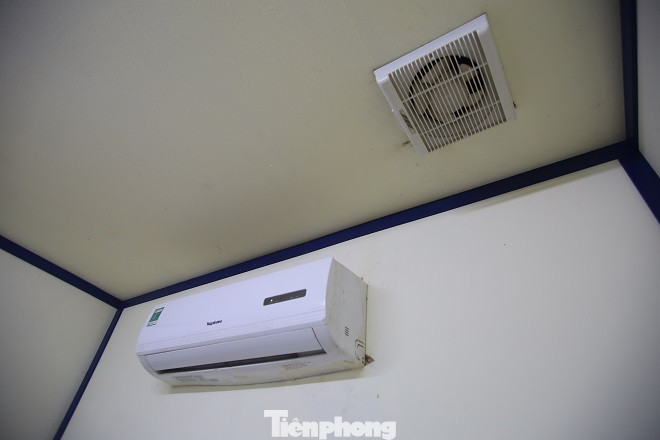 Bệnh viện 'biến' container thành khu khám, cách ly chống dịch Covid-19 ảnh 14