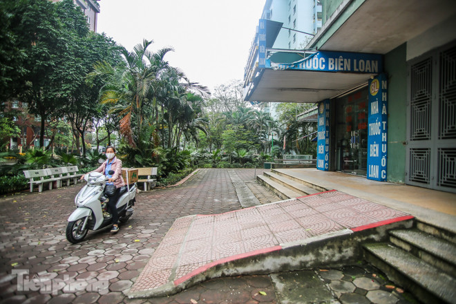 Cận cảnh cuộc sống của người dân gần khu cách ly ảnh 4