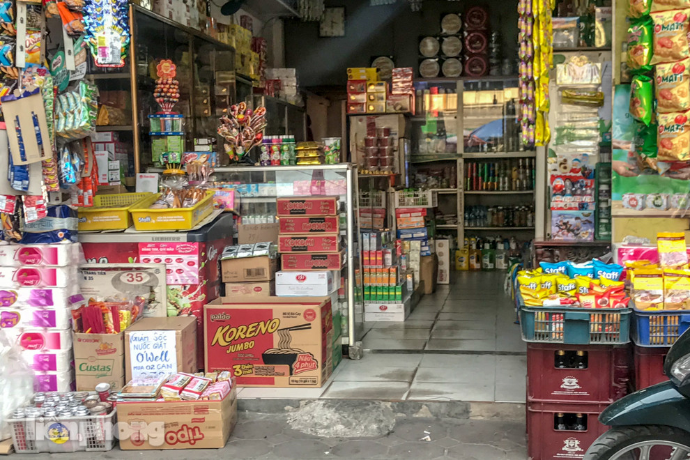 Hết cảnh chen lấn, người dân thoải mái mua đồ cho gia đình ảnh 9