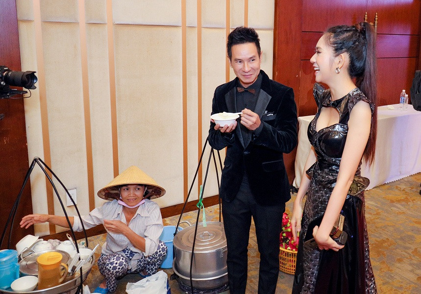 “Chấn động” làng phim Việt: Nhà sản xuất phim đầu tiên dám làm điều này ở Việt Nam ảnh 6