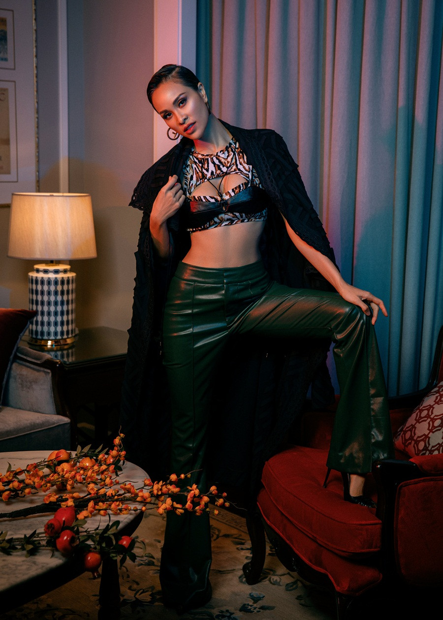 Phương Mai tiết lộ bí mật có được ngực đầy eo thon, vòng eo không chút mỡ thừa ảnh 3