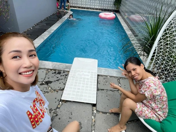 Cảm động với hình ảnh mới nhất của con gái cố diễn viên Mai Phương: Tràn đầy hạnh phúc ảnh 6