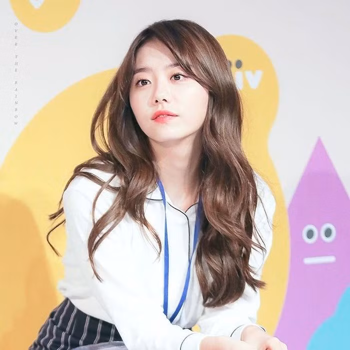 Hàng loạt sao K-pop chịu cảnh bị ám ảnh trong lớp học kinh hoàng của “Nam sinh số 11” ảnh 5