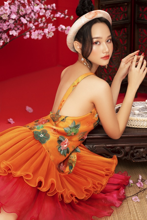 Bộ ảnh đón Tết khiến khán giả “đu trend” nhiều nhất: Trúc Anh, Salim sánh đôi cùng “soái ca” châu Âu Samuel An ảnh 10