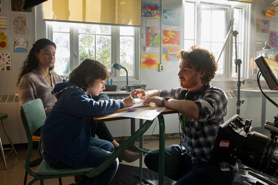 Xem “Bạn quỷ” để thấy công nghệ và nỗi cô đơn còn đáng sợ hơn cả ác quỷ hay hồn ma ảnh 6