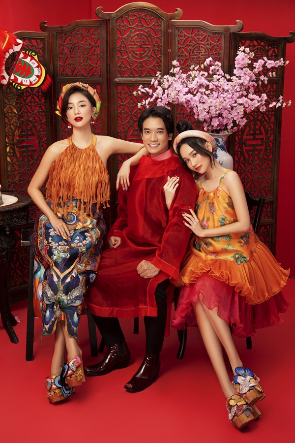 Bộ ảnh đón Tết khiến khán giả “đu trend” nhiều nhất: Trúc Anh, Salim sánh đôi cùng “soái ca” châu Âu Samuel An ảnh 9