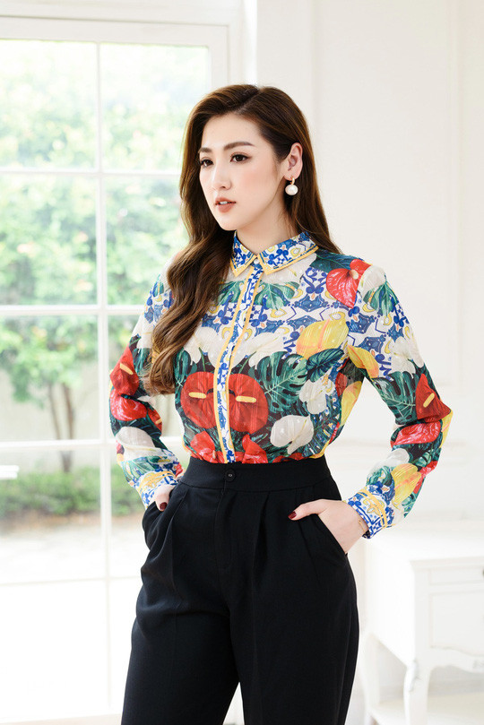 Mặc đẹp thôi chưa đủ, mặc hợp dáng hợp bối cảnh mới là bí quyết tỏa sáng của Tú Anh ảnh 6