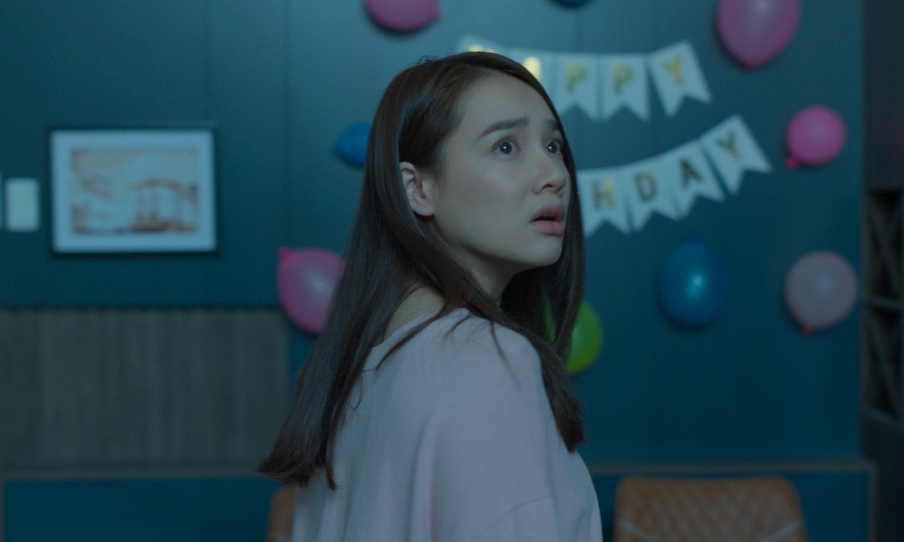 Bỏ qua sự cố òa khóc vì đến muộn, Nhã Phương vẫn ghi điểm trong trailer phim mới ảnh 6