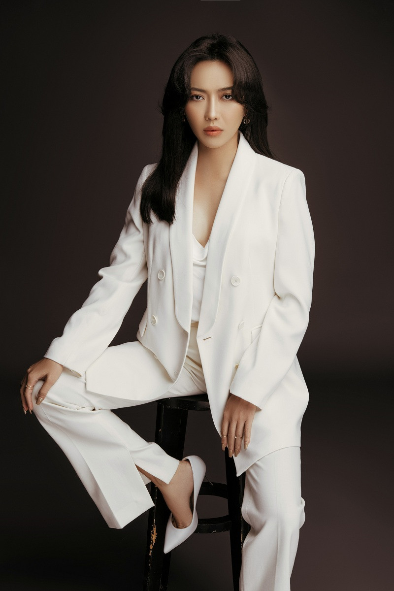 “Sốc nặng“: Diệu Nhi mặt không biến sắc, tát Minh Hằng nhiều đến đau cả tay ảnh 6