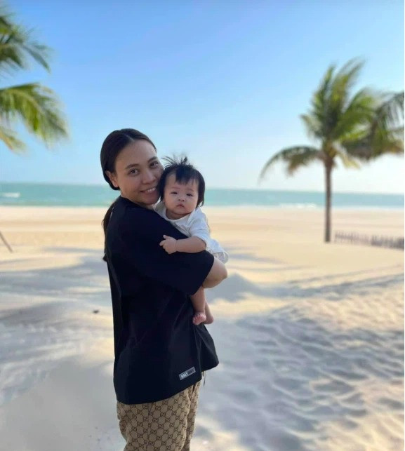 Yêu thương vợ là thế mà Cường “Đôla” vẫn phạm phải sai sót “khó đỡ” khi đăng ảnh vợ con ảnh 2