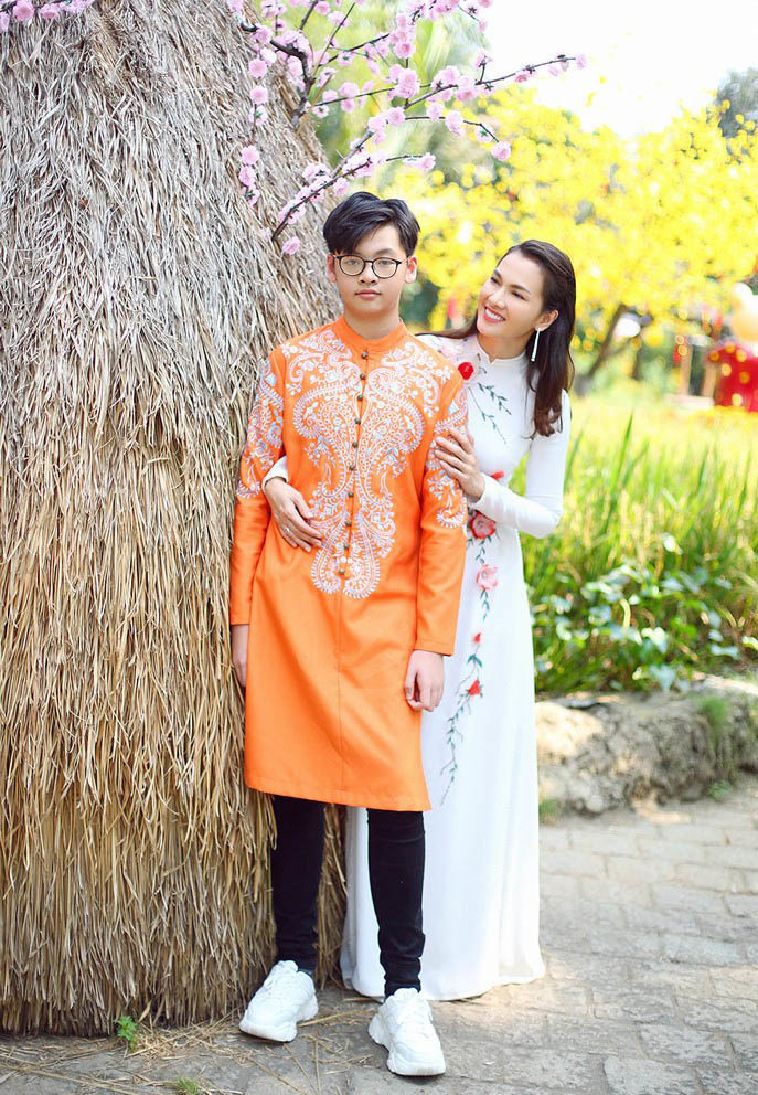 Nhan sắc con trai Anh Thư, con gái Quyền Linh đỉnh cao cỡ nào mà dân tình xôn xao? ảnh 9