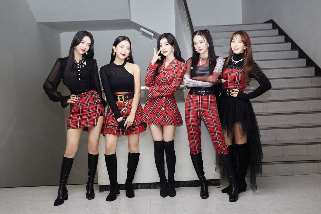 Vừa tái xuất sau bê bối, Irene lại bị “ném đá” vì giữ một thói quen cũ khi chụp ảnh ảnh 7