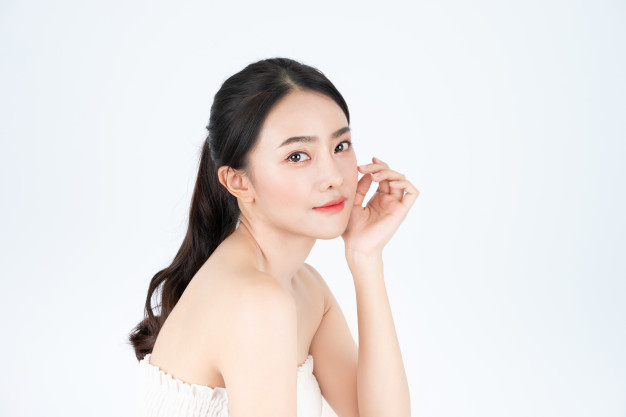 Đâu cứ phải mỹ phẩm đắt tiền, chỉ cần tập một số thói quen thôi da đã đẹp lắm rồi! ảnh 2