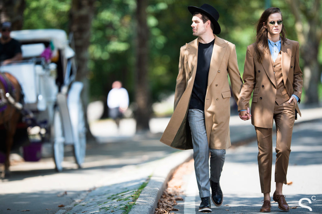 Con gái mặc đồ menswear trông ổn cực, trùm cuối của trào lưu này chính là Ashley Owens! ảnh 3