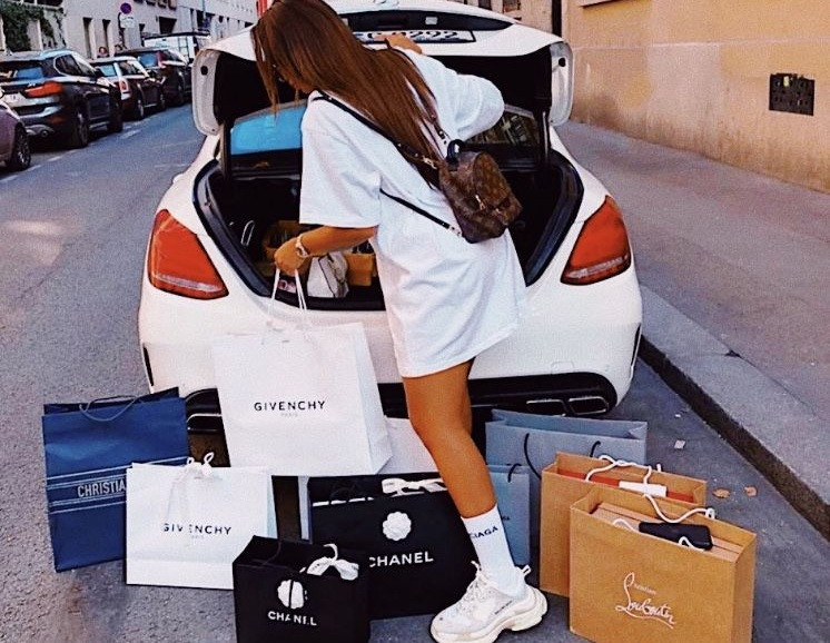 Nghề mới: Personal shopper - những kẻ được mệnh danh là “thần đèn” thời trang ảnh 3