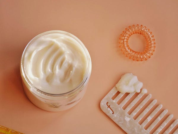 “No-poo” - Gội đầu kiểu bà ngoại, bạn biết tuyệt chiêu dưỡng tóc thần thánh này chưa? ảnh 5