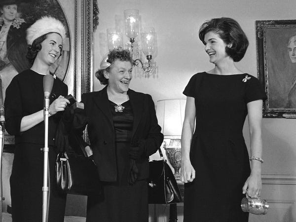 Jackie Kennedy - Biểu tượng thời trang nước Mỹ nhưng không ngại mặc hàng nhái ảnh 9