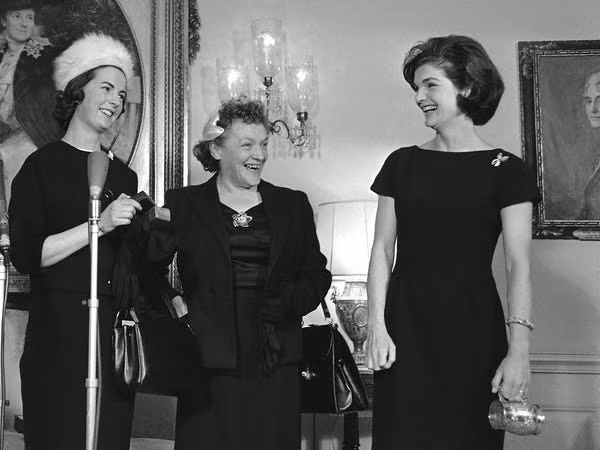 Jackie Kennedy - Biểu tượng thời trang nước Mỹ nhưng không ngại mặc hàng nhái ảnh 9
