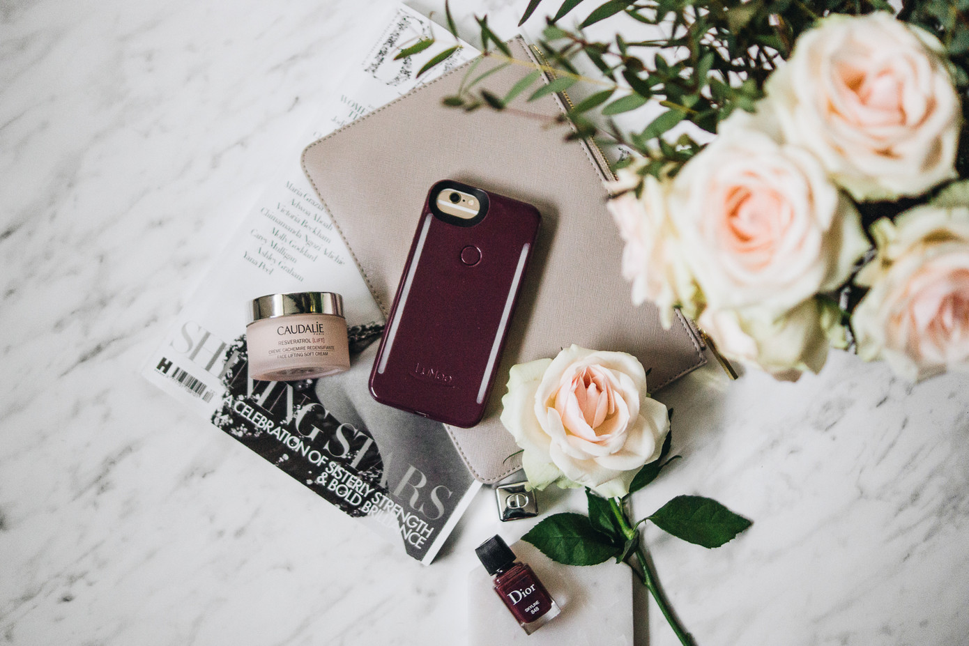 Sống tối giản không có nghĩa là ngừng mua thứ mình thích, thậm chí nên có những thứ này ảnh 2