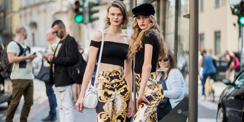 Không phải ai cũng có sẵn sự duyên dáng thanh nhã, ngay cả người nổi tiếng! ảnh 3