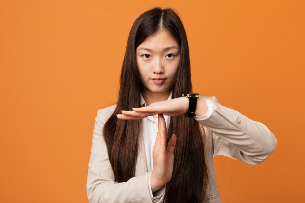 Chia tay rồi còn nhắn tin làm gì? Và hàng loạt cách hành xử khác sao cho hợp thời ảnh 2