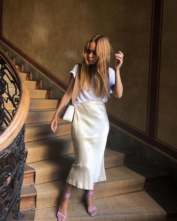 Đây là chiếc váy “trendy” mà cực kỳ dễ mặc, hầu như bạn chỉ xỏ vào đã đẹp! ảnh 11