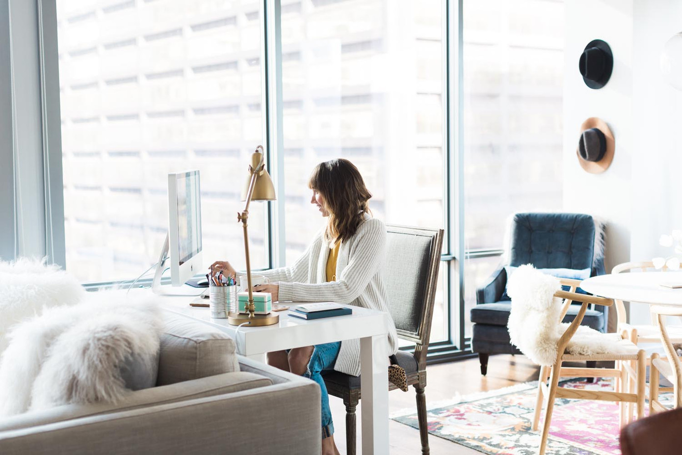 Bạn không phải người duy nhất lười biếng trong thế giới đang “cày” điên cuồng này ảnh 1